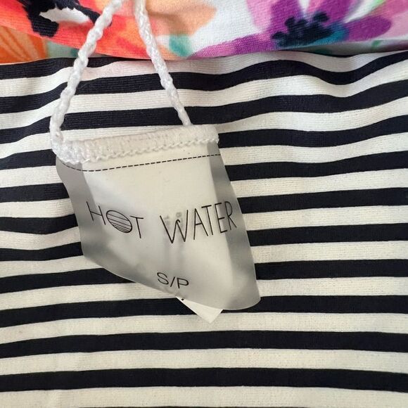 Hot water floral bikini bottom S/P - Picture 4 of 4